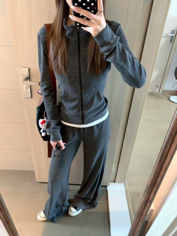 灰色细条纹休闲运动套装女修身正肩上衣外套秋季2025新款老钱风|undefined