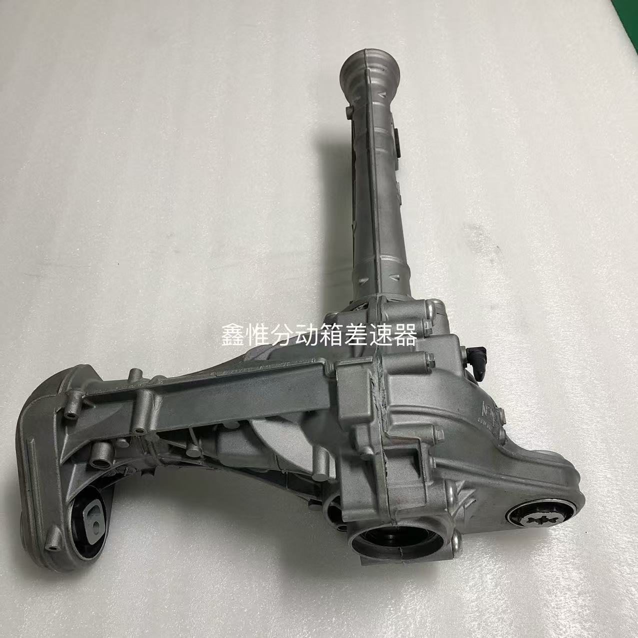 Front differential assembly for Audi Q7 4L 3.0T gasoline engine, with a 3.70 gear ratio