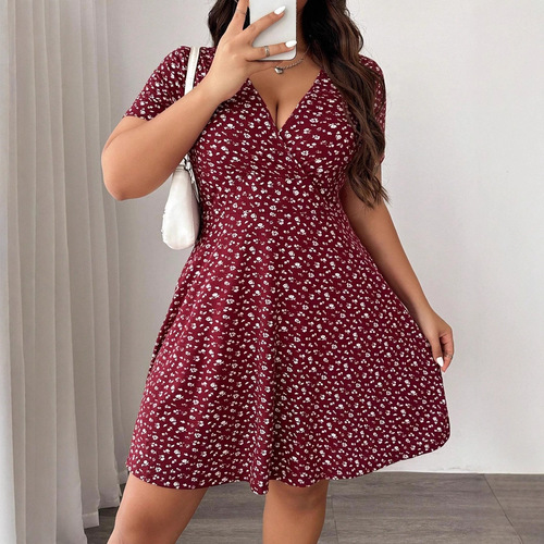 2025 Amazon Europe and America Cross-border 2025 Summer New Women's Printed Short-sleeve Dress Women's Style V-neck Small Flowers