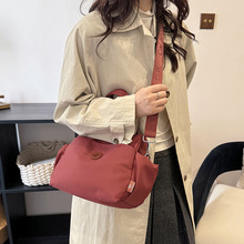 ���e���Άμ��2026�����¿�r��ͨ�ڰ����sб������ֵ����Ů��