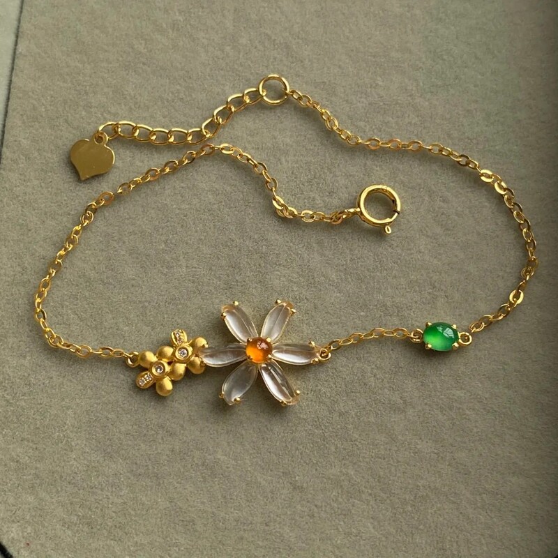 Fairy Style Diamond-Encrusted Daisy Bracelet for Women, Ins Style, Popular Hot Style, High-End Niche Design, Sweet and Healing Style