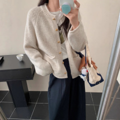 针织开衫外套女韩系圆领秋冬季上衣美式复古慵懒风纽扣口袋毛衣女