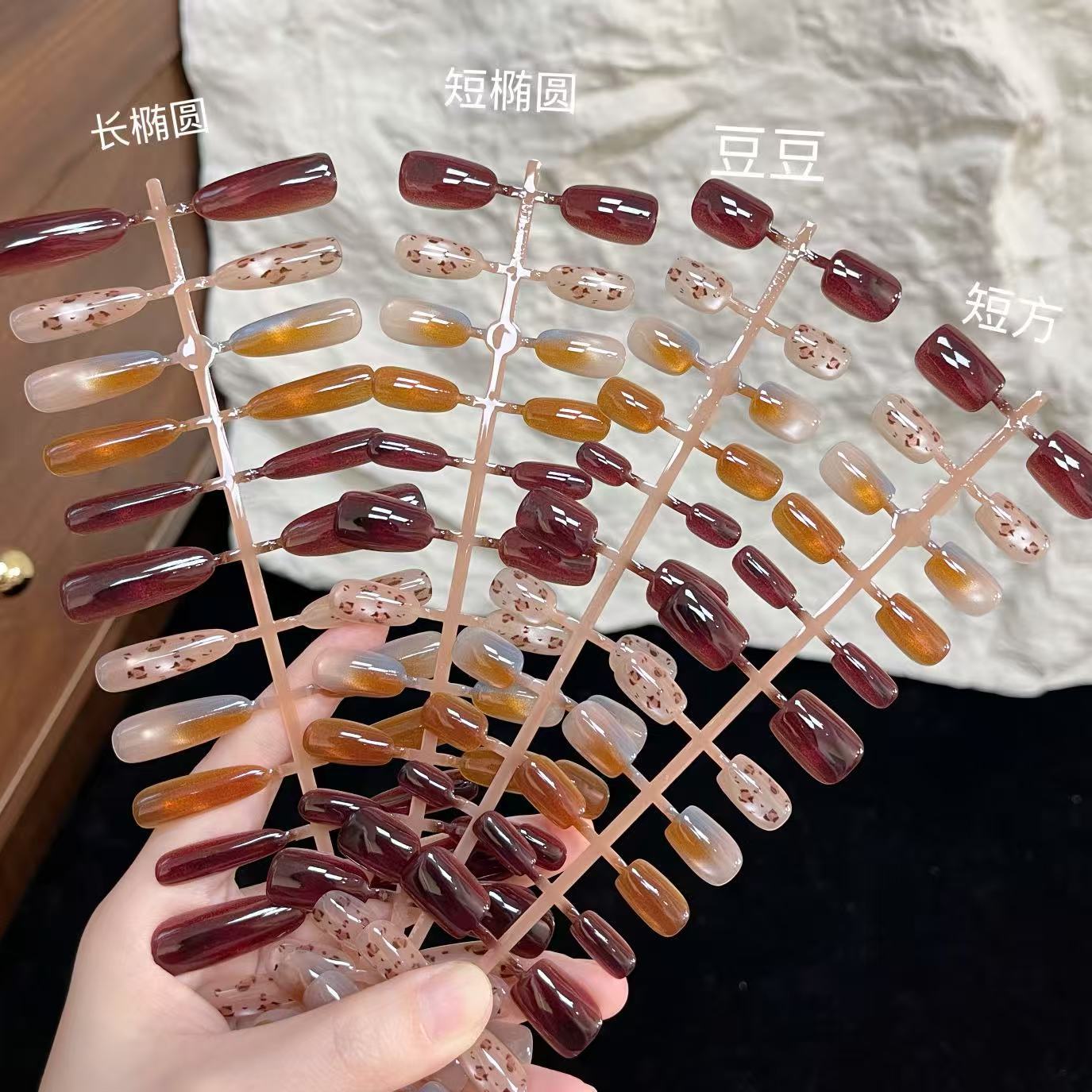 Autumn and Winter New Manicure Contrasting Color Patchwork Leopard Print Handmade Patches Wearable Nails Whitening High-End Handmade Wearable Nails