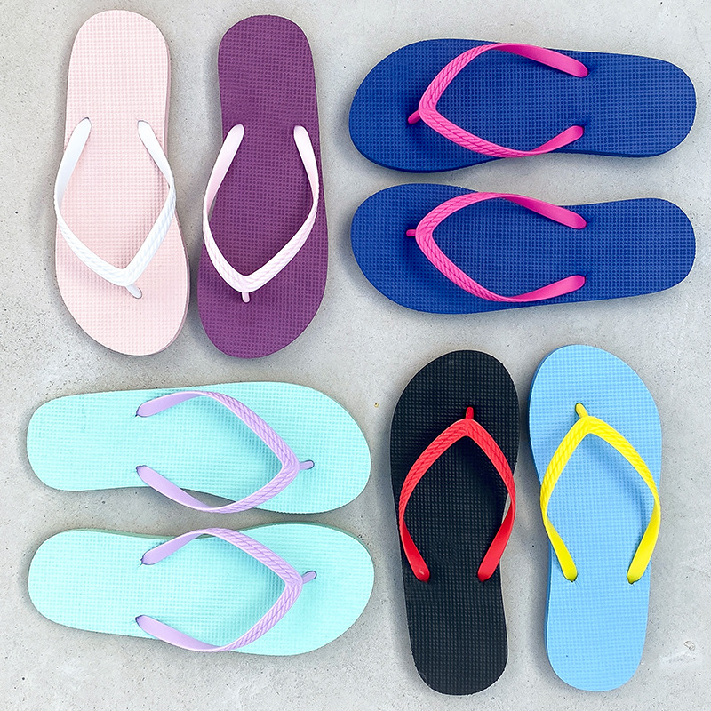 Chanclas zapatos de playa para mujer verano coreano nuevas sandalias y zapatillas de baño moda junto al mar chanclas de color sólido zapatos de mujer