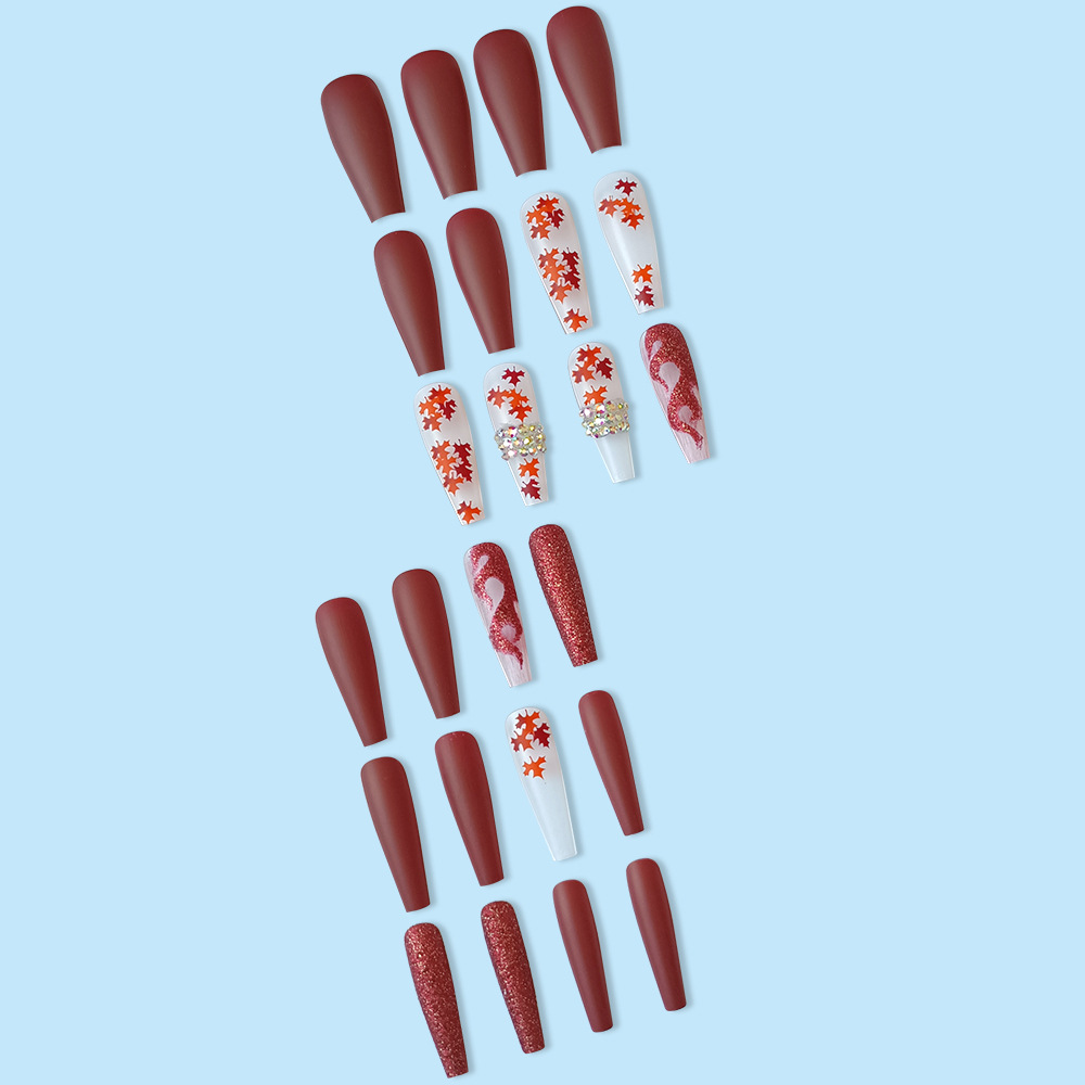 Ventas transfronterizas de vinos rojos de hoja de arce manicure parches de uñas de decoración de llamas de diamante caliente personalidad cool usa uñas