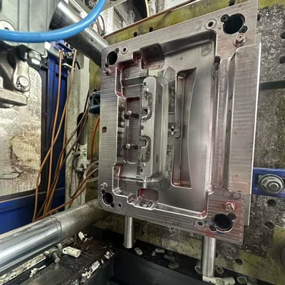 Auto Parts Central Control Door Avtomobil hissələri qəlibləri