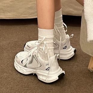 �ϵ�ЬŮ��2026�¿�ļ�ŮЬ�ٴ���С��Ь���e�ܲ��p���\��Ь