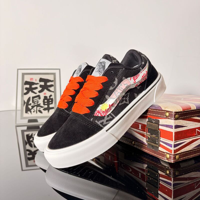 Trendy Brand Fleece-Lined Warm Men's Shoes 2025 New Winter Couple Trendy Versatile Casual Sports Training Sneakers Cotton Shoes Trendy Brand Fleece-Lined Warm Men's Shoes 2025 New Winter Couple Trendy Versatile Casual Sports Training Sneakers Cotton Shoes