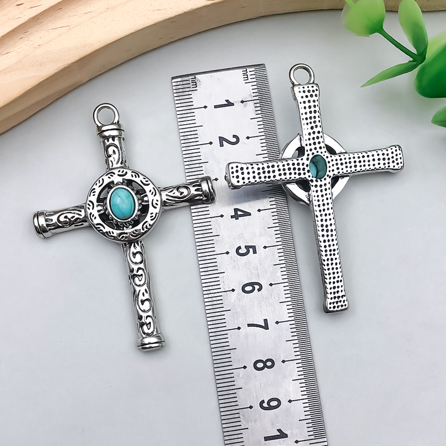 1 ancient silver emerald cross 8x65mm-18.65g-18742