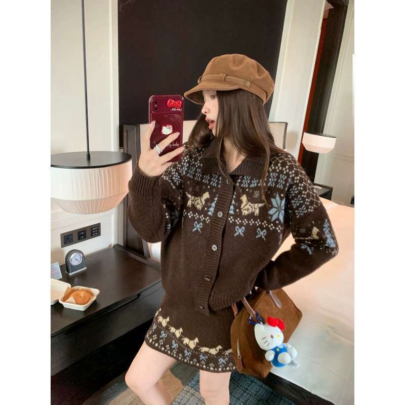 复古提花毛衣套装女新款秋冬感针织开衫短裙小个子两件套