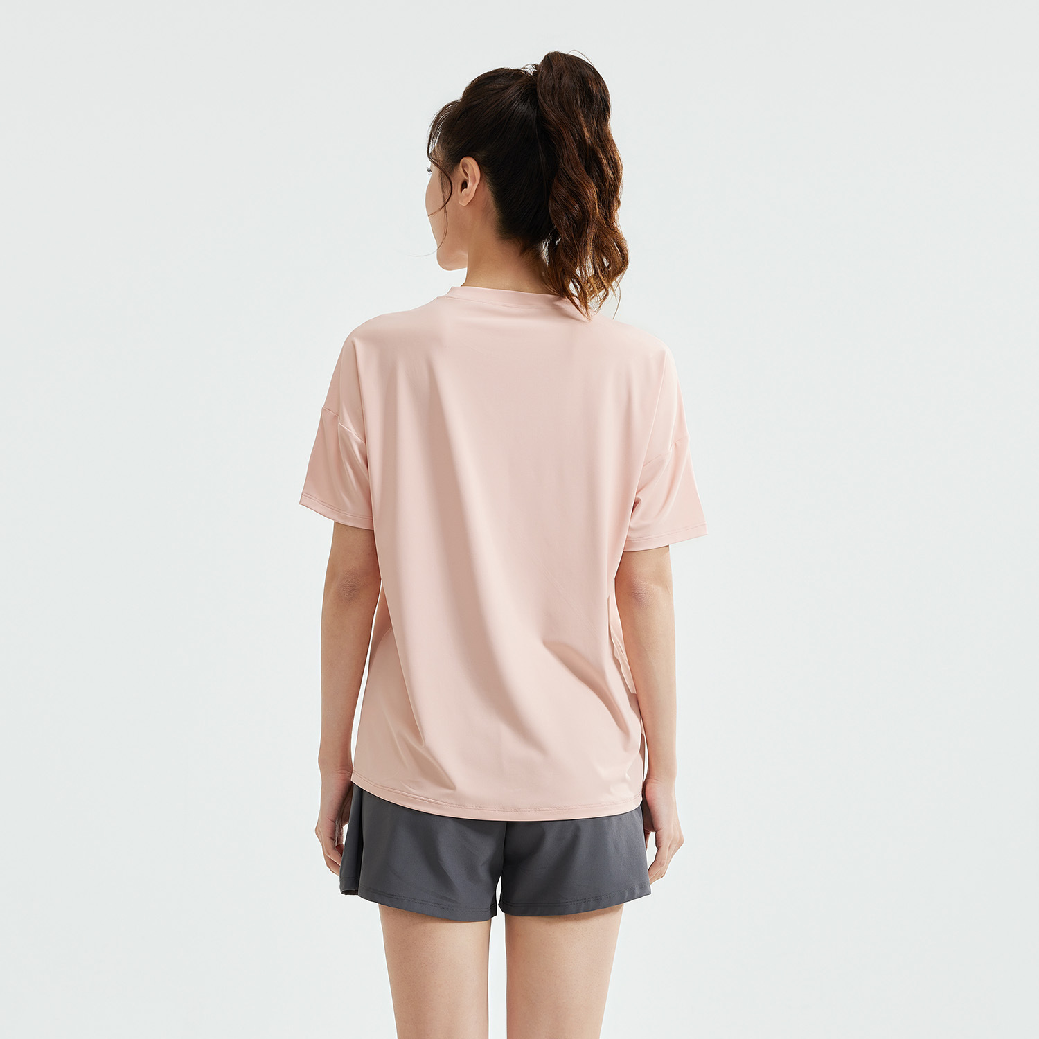 Juyi Tang primavera y otoño conjunto de yoga abierto suelto camiseta transpirable camiseta anti-stroller pantalones cortos para correr conjunto deportivo image 3