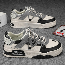 2025年秋季新款韩版时尚运动厚底板鞋男潮男鞋子学生鞋男士休闲鞋