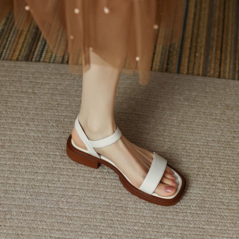 Gran tamaño de comercio exterior retro sandálias marrones francesas de tacón bajo zapatos romanos de dedos abiertos simple y cómodo zapatos planos de mujer