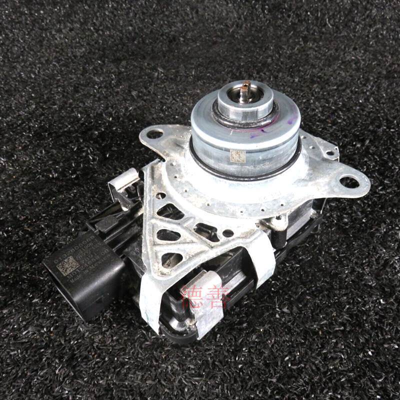 Applicable Mercedes-Benz GLE300 GLE320 GLE350 GLE400 GLE450 GLE63 transfer case motor