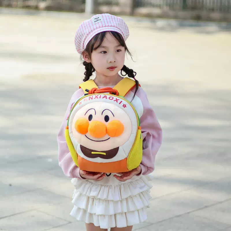 新款宝宝可爱卡通双肩包包儿童外出运动背包时尚百搭幼儿园小书包