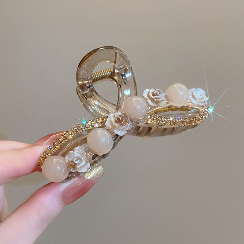 동백꽃 8자 - 약 11cm