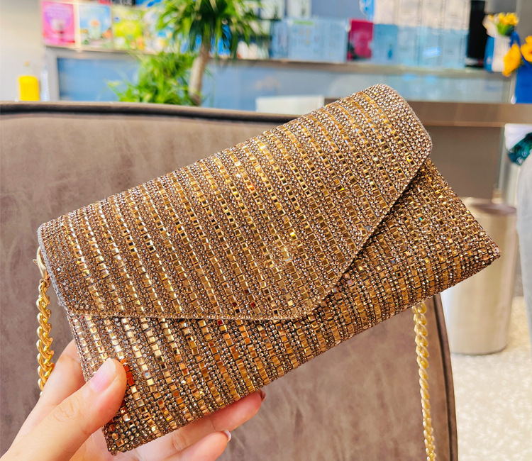 Mini schoudertas 2024 Guangzhou trendy strass ketting crossbody hot diamond design party dames handtas klein vierkant_voghion.com