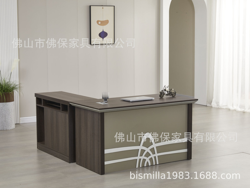 Export Hot Sale Turkey Style Middle East Saudi Arabia Dubai Boss Table Boss Desk Office Furniture Office