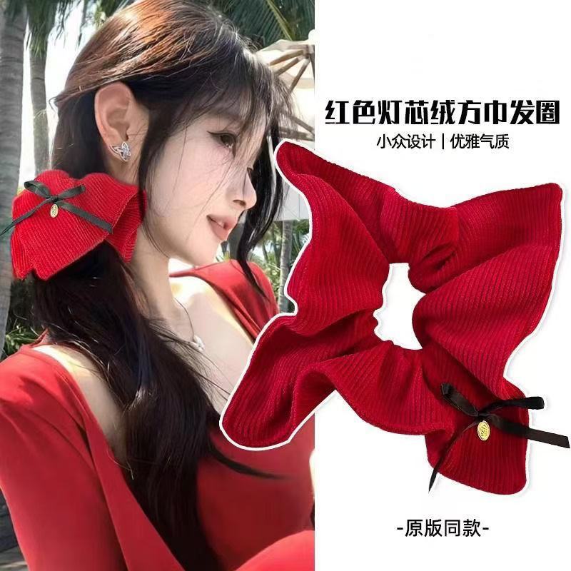 Korean-style red colonel hair tie for women, autumn and winter high-end niche temperament hair ornament, gentle ponytail hair tie hair accessory