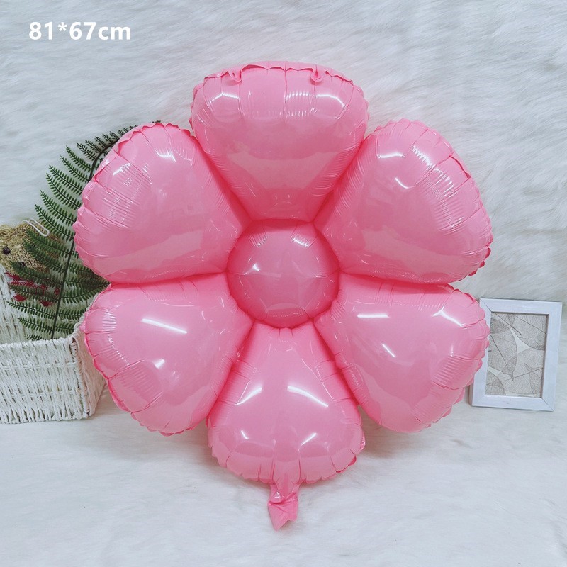 스마일리없이 핑크 된 중간 마르카 데이지