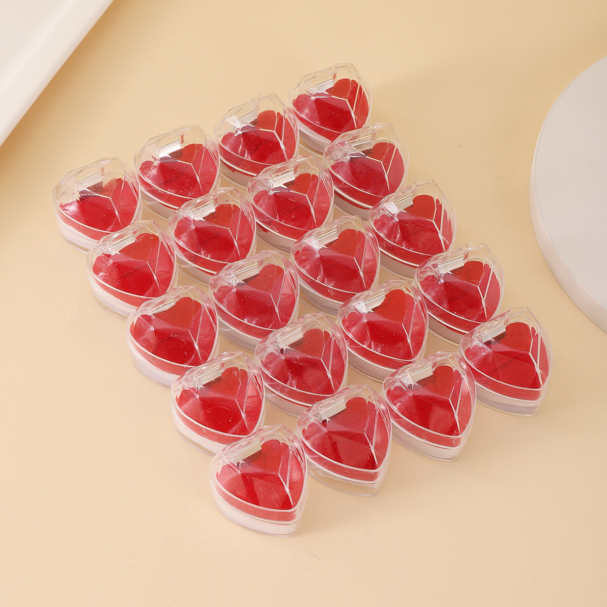 ͸ָӶɺаװƷǿ鱦չʾ