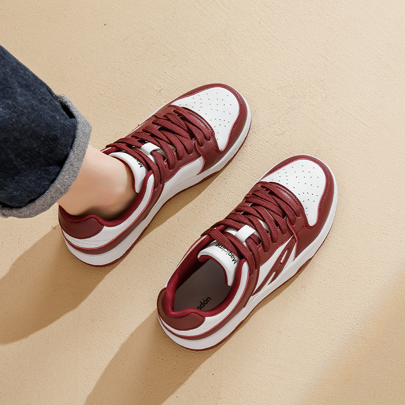 Zapatillas deportivas para mujer Augusden, nueva colección primavera 2026, estilo americano, color rojo, informales, deportivas, con suela gruesa, blancas.