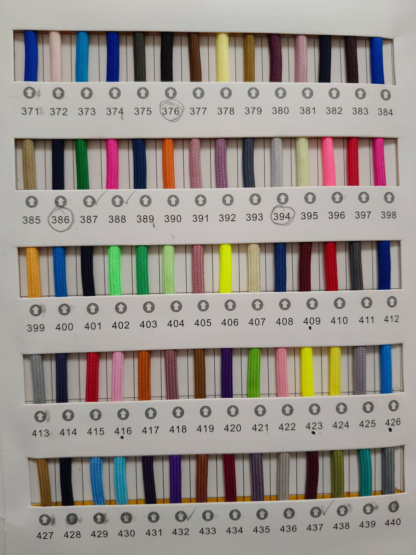 32210 color 4 / 5mm poliéster color cifrado núcleo de cuerda redonda de color sólido trenzado cuerda redonda de camisa cuerda de pulgar cintura