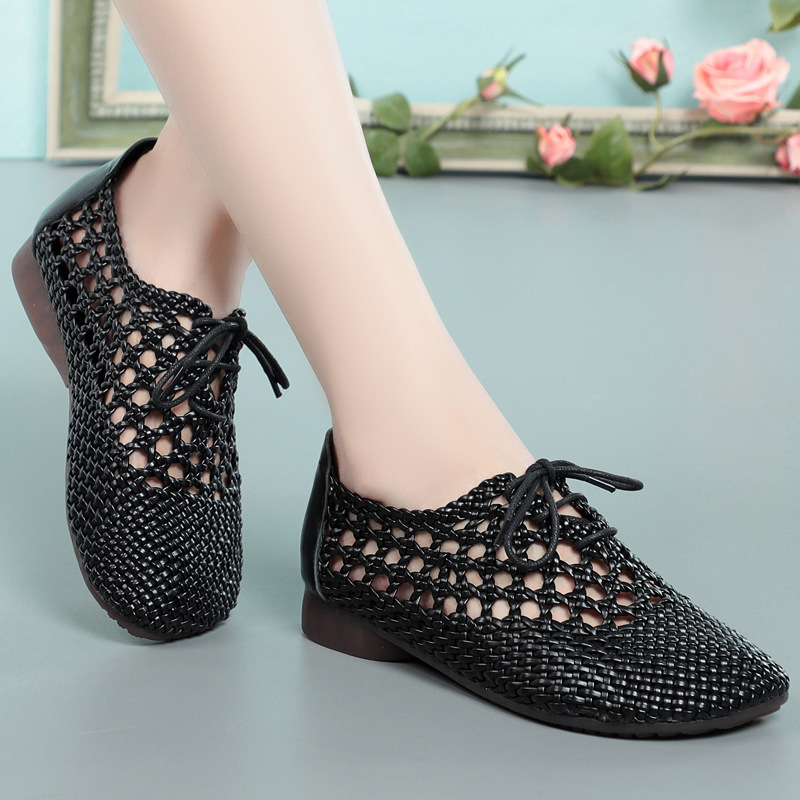 Summer Soft Leather Woven Sandals for Women Summer 2024 New Mom Shoes Soft Sole Soft Surface Women's Shoes Flats Big Feet Fisherman Shoes