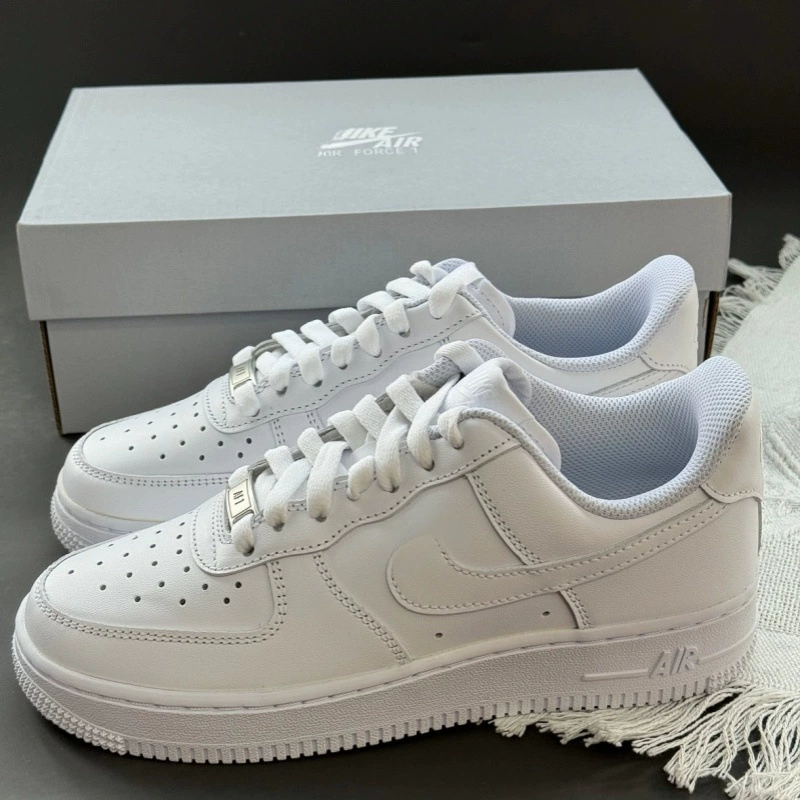 First-Layer Leather Af1 Air Force One Putian Shoes, Low-Top Pure White Classic Sneakers, Casual Wear-Resistant Sports White Shoes First-Layer Leather Af1 Air Force One Putian Shoes, Low-Top Pure White Classic Sneakers, Casual Wear-Resistant Sports White Shoes