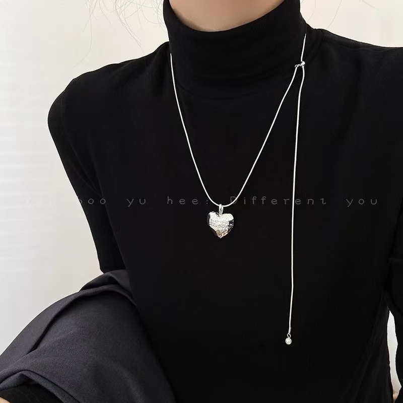 YH ~ 冷たい風プルプルパールロングネックレス女性2023年高級感大衆デザイン気質名媛ネックチェーン
