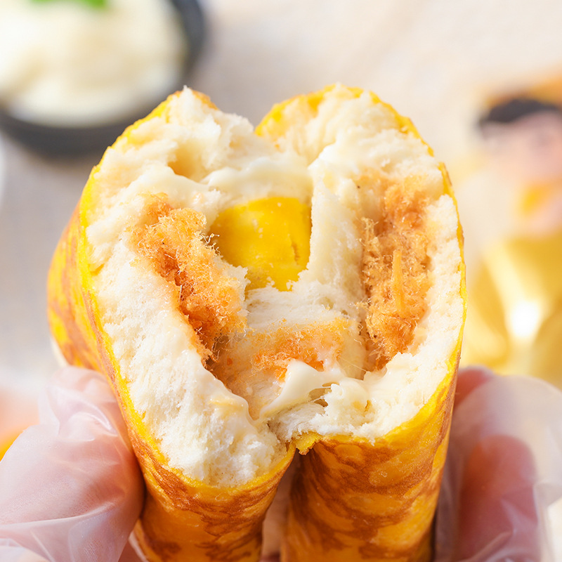 Wholesale full box cakes and pastries, suitable for office workers and students, filling afternoon tea and breakfast, egg skin sandwiched bread.