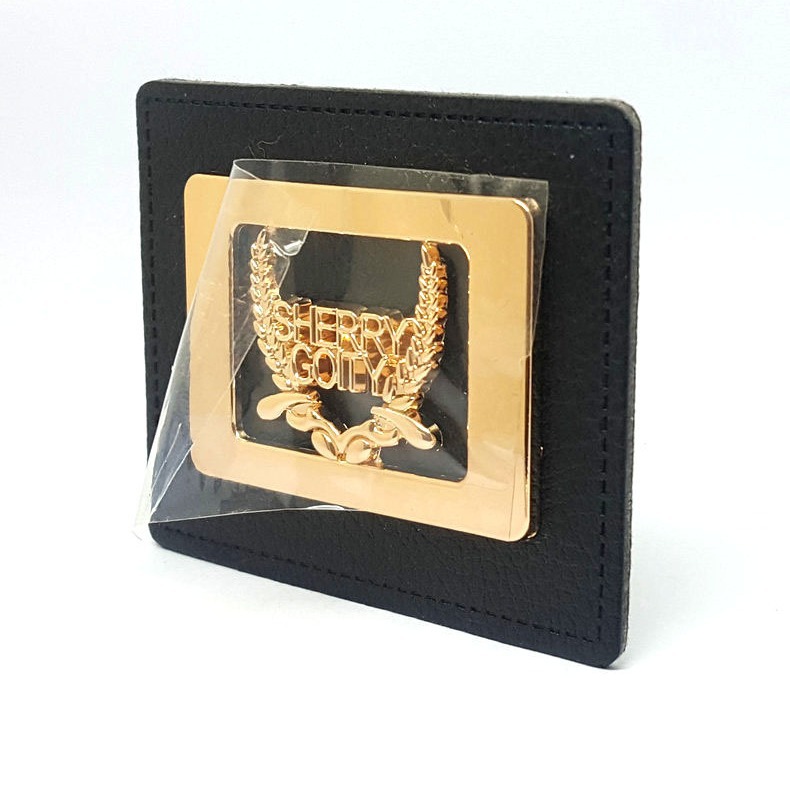 凹凸电镀金属标签定 做服装鞋帽商标锌合金铭牌定 制logo箱包标牌