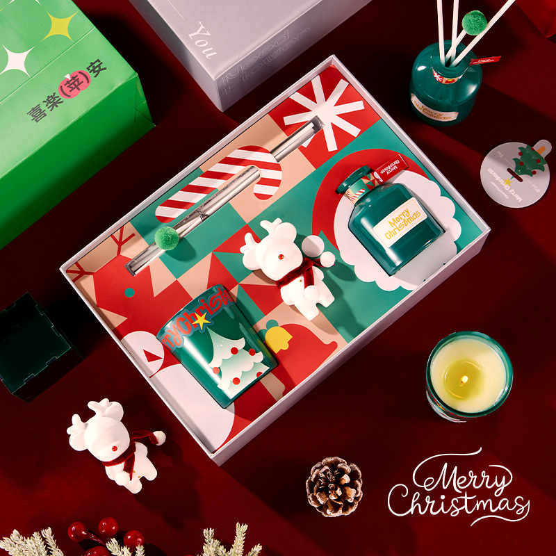 外国貿易クロスボーダークリスマスプレゼントギフトボックス火なしアロマキャンドル大豆ワックスクリスマス置物装飾プレゼント