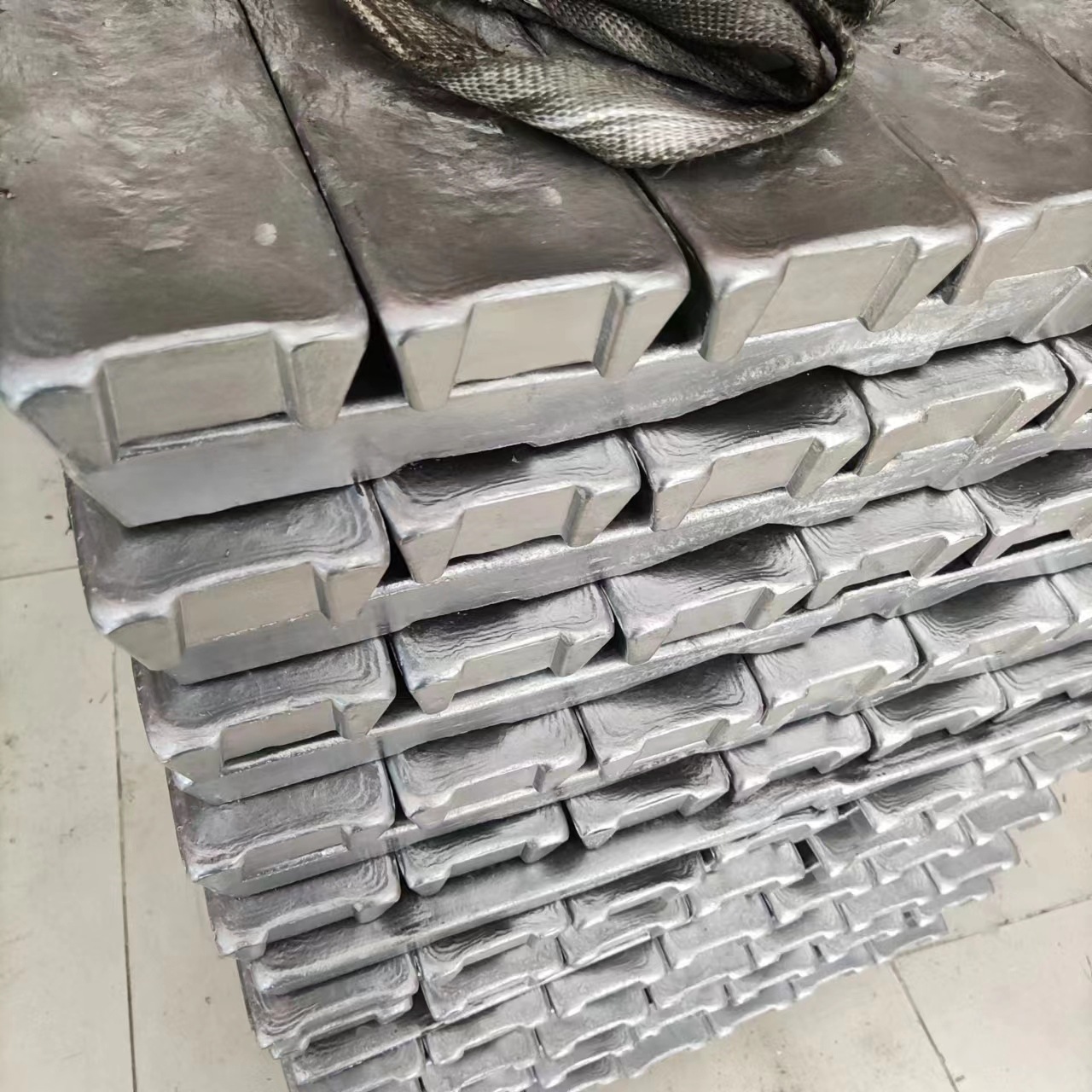 供应 ZAlSi9Mg铸造铝合金锭 铸件 大量现货库存