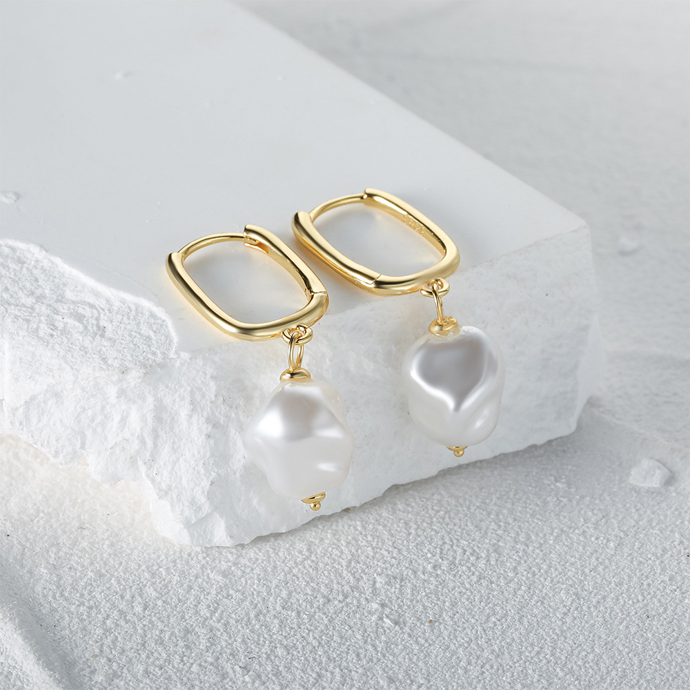 1 Pair INS Style Elegant Geometric Plating 925 Sterling Silver Imitation Pearl Drop Earrings display picture 2