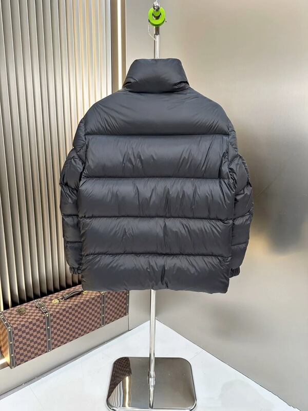 25新款蒙家羽绒服立领加厚保暖宽松时尚大logo徽标男女同款羽绒服|undefined