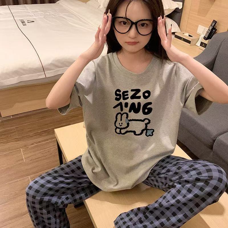 짧은 길이 회색 토끼