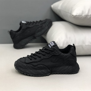 �＾�¿��ϵ�Ь��Ь�W�tͬ����Ƥ��͸��ٴ�r�г����\��Ьec