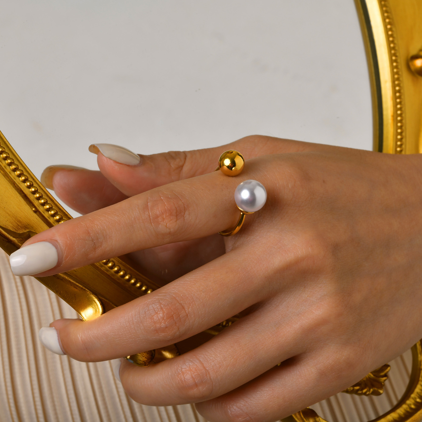 Edelstahl 304 Vergoldet Einfacher Stil Überzug Asymmetrisch Perle Offener Ring display picture 1