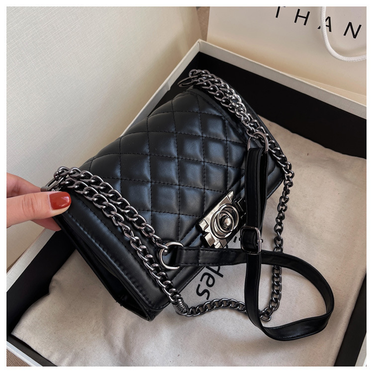 Bolsa de ombro feminina estilo coreano com corrente transversal_voghion.com