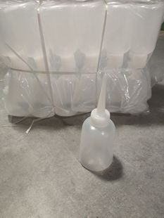 Industrial dispensing bottle plastic bottle plastic bottle plastic pot dispensing pot pointed nose pot small oil pot 150 250ml