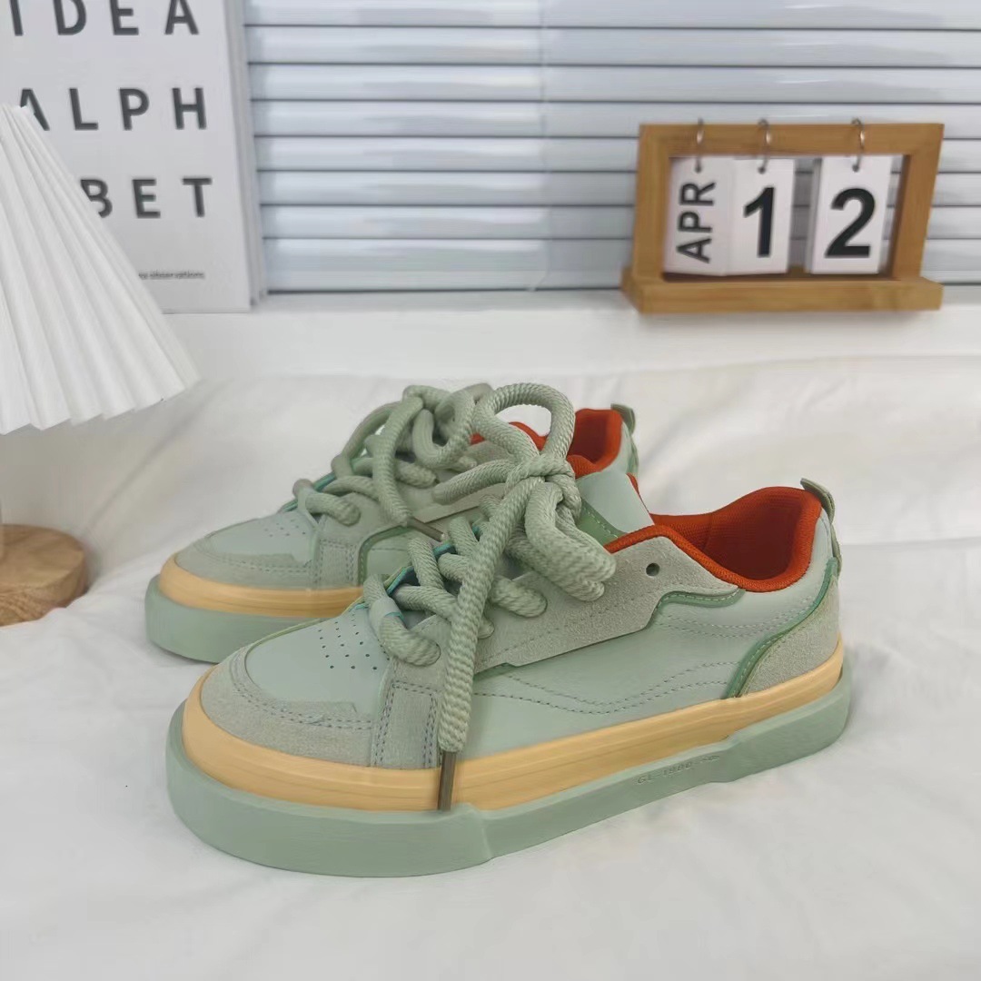 9968 más el tamaño de los zapatos de las mujeres nuevos zapatos de cuero blanco de las mujeres versátiles dopamina zapatos casuales de mayor tamaño 39-44