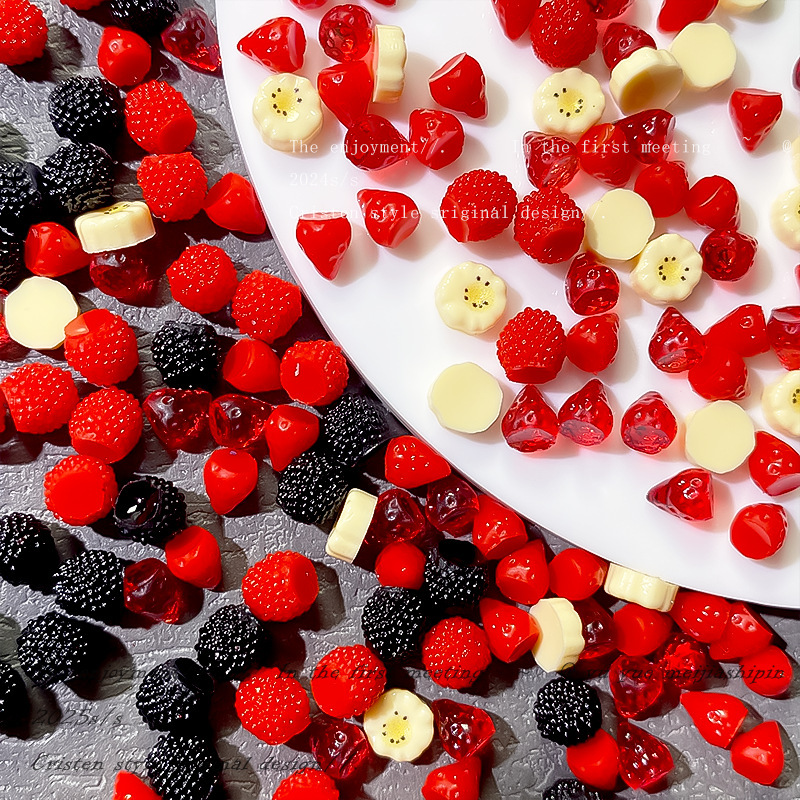 Mini Artificial Fruit, Small Strawberry, Nail Art Accessories, Cute Food and Toys, Mulberry Banana Slices, Handmade DIY Materials