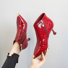 欧美细跟靴尖头瘦瘦靴2023秋冬新款漆皮短靴女高跟鞋百搭加绒女靴