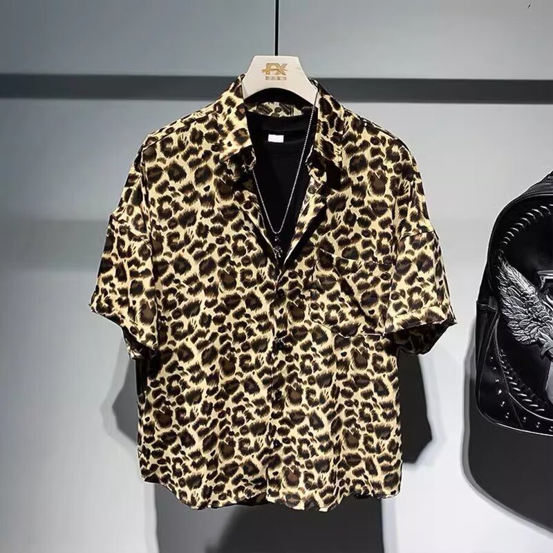 Summer American Retro Street Style Leopard Print Short-Sleeved Shirt for Men, Stylish and Cool, Loose-Fitting Cardigan Shirt