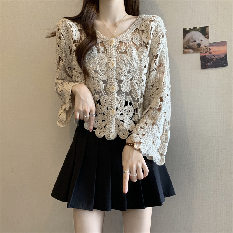 French Heavy Crochet Retro Round Neck Lace Embroider Cut Out Design Short Knitted Cardigan Top for Women 1062