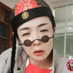 21 Retro Hip-Hop Sunglasses Small Frame Round Internet Celebrity Street Photography Mini Small Glasses Trendy Men and Women Funny Sunglasses