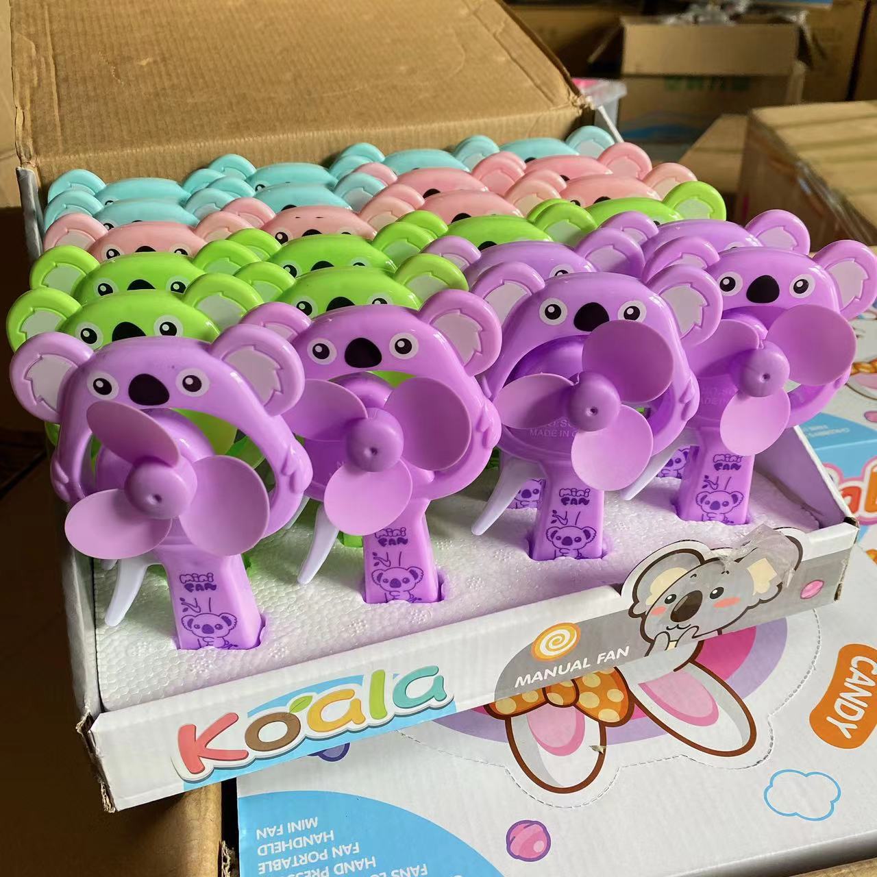 Ventilador de mano de dibujos animados de verano ventilador de mano juguetes para niños mini pequeño ventilador de estudiantes ventilador de campo premio regalo