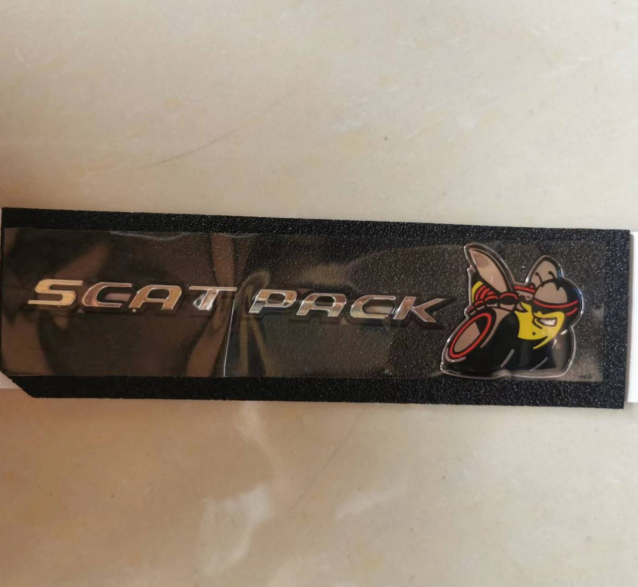 Suitable for Scatpack Bee Car Logo 6.4L Bee Car Sticker Modified Body Side Emblem Abs Emblem