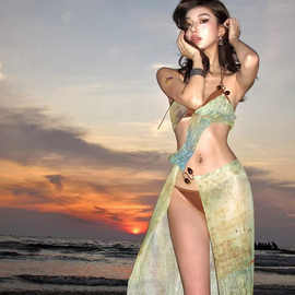 高级感泳衣女款泡温泉海岛度假风纯欲性感比基尼绝美约会长裙沙滩